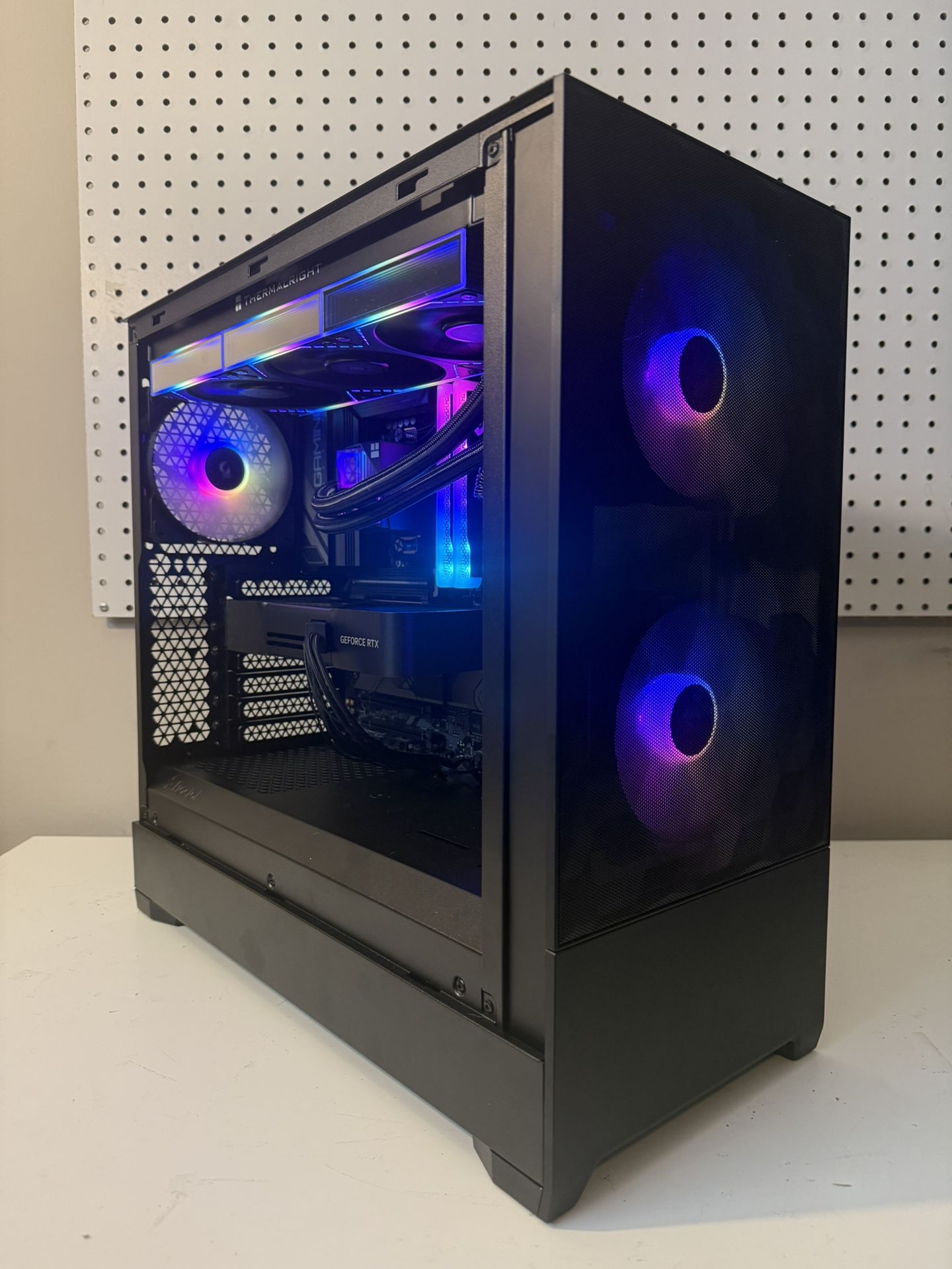 High Performance 1440p/4k Gaming PC, RYZEN 7 7700x, RTX 5070 12GB, 32GBs DDR5 RAM