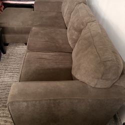 Brown Sectional 