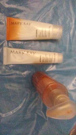 Mary Kay Satinhands lot