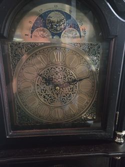 Grandfather clock  ikea type (working) with sound