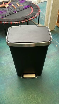 Kitchen Trash Can