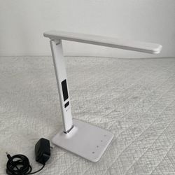 Minimalist Lamp with Warm & Cool Tone Light