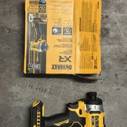 DEWALT 20V MAX XR Cordless Impact Driver (Tool Only)