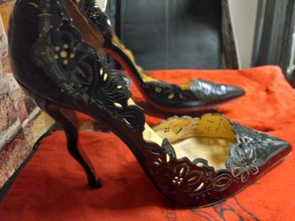 Christian Louboutin D'Orsay Pumps