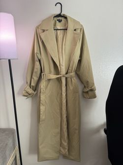 Pretty Little Thing Trench Coat S