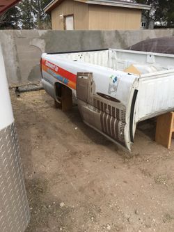 2006 Chevy truck bed