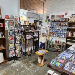 Hot Wheels , Antiques, vintage automotive magazines