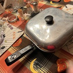 Nice Vintage Skillet 