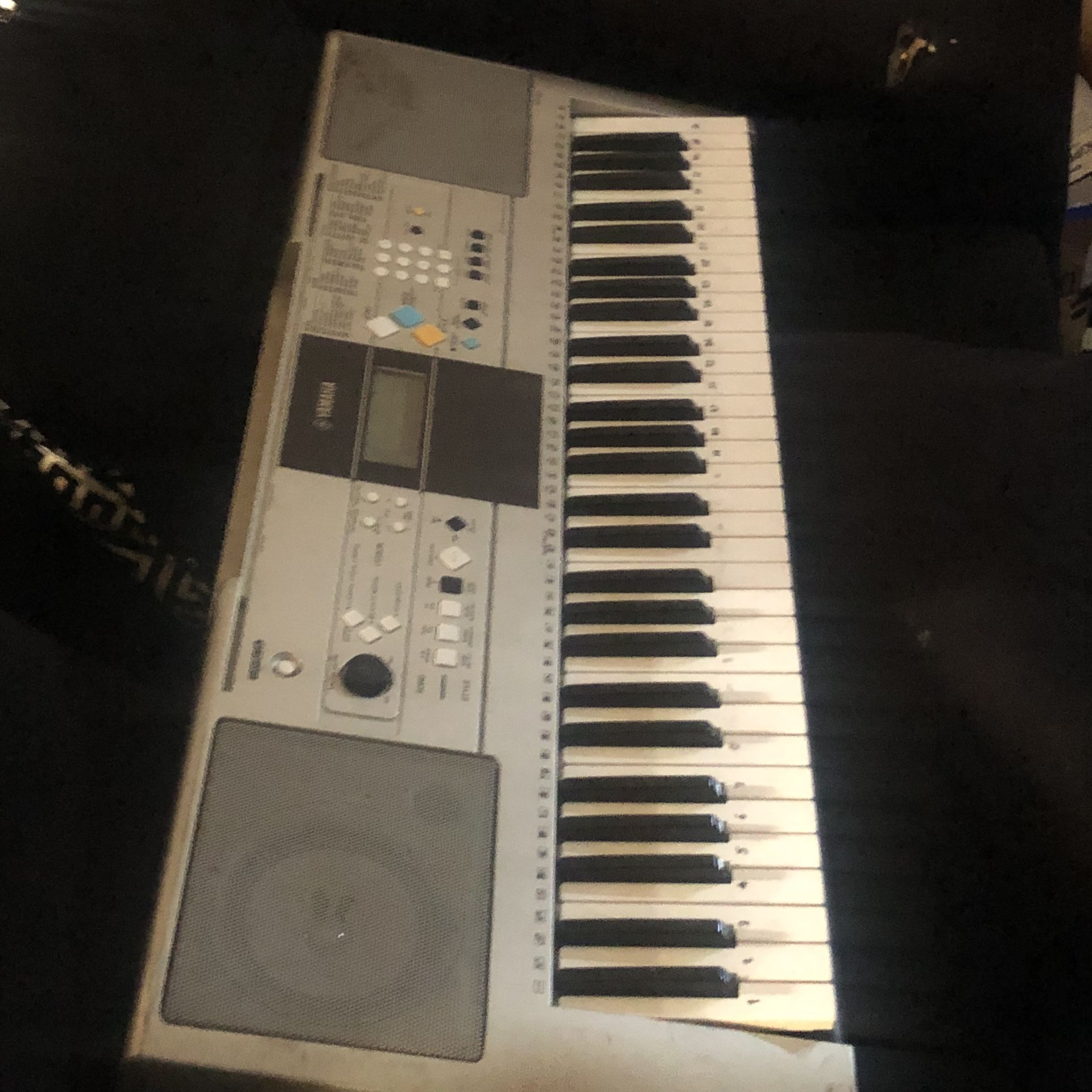 Yamaha YPT 320