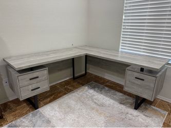 Study Table 71/24/30 inches