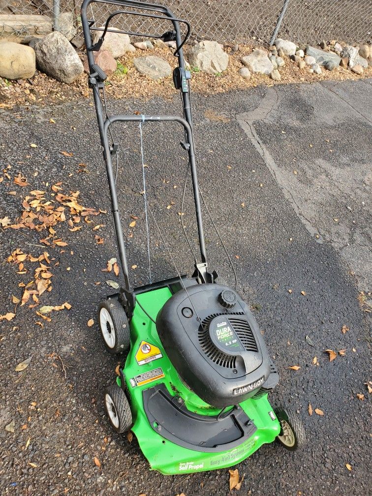 2 Cycle Lawn Mower