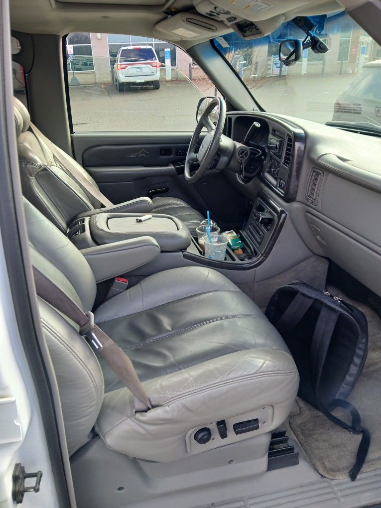 2002 GMC Yukon
