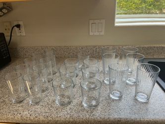 Set of Drinking Glasses