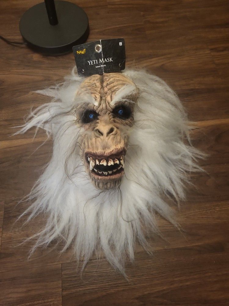 Yeti Halloween Mask.