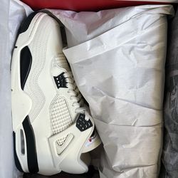 Jordan retro 4