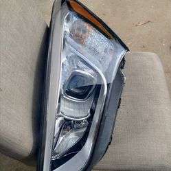 Headlight assembly