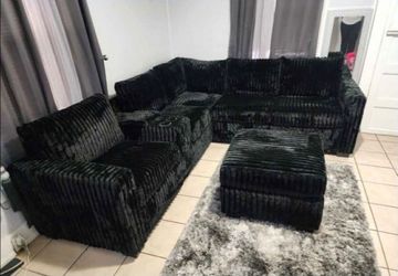 NEW SECTIONAL SOFA