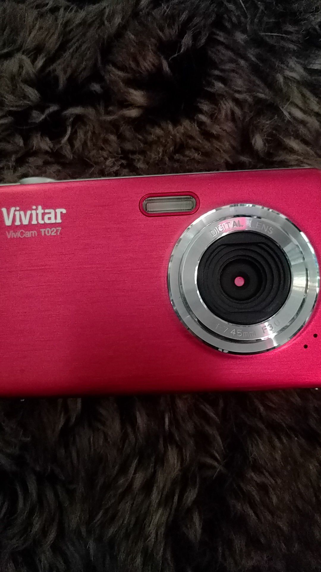 Vivitar ViviCam T027 Digital Camera