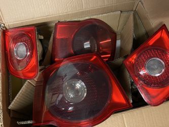 2006 VW Jetta tail lights - Mk5
