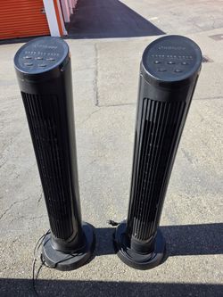 2 Tower Fans 
