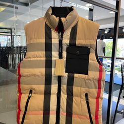 BURBERRY VEST AUTHENTIC SIZE : M