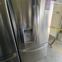 Lg French door Refrigerator 