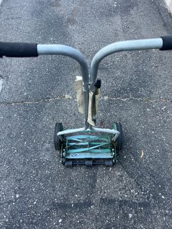 Lawnmower 