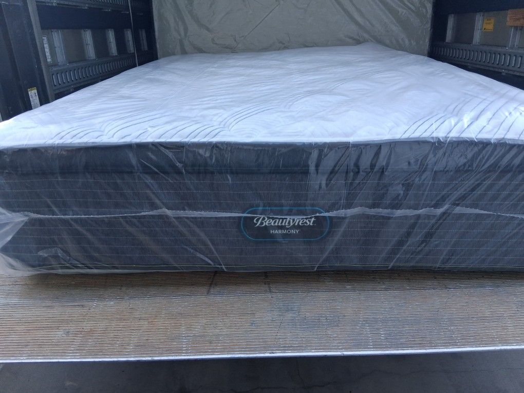 Brand New Queen Size Pillowtop Beautyrest Mattress Included Box Spring Free Delivery