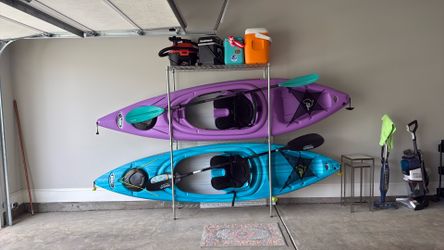 2 pelican kayaks and 2 paddles - Argo 100x & maverick 100x