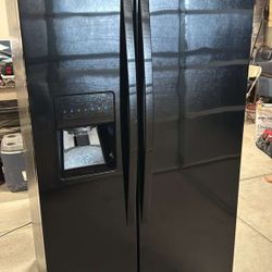 Whirlpool Refrigerator 