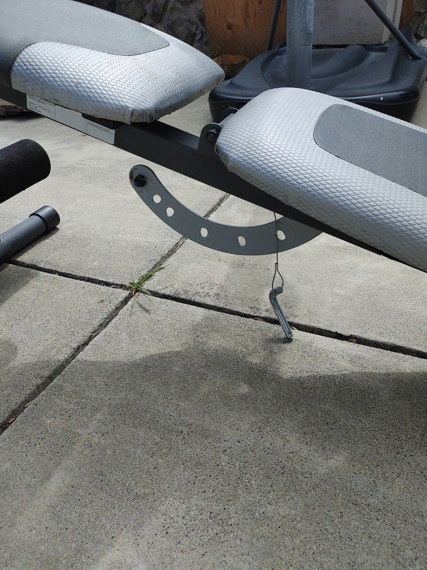 Gold's Gym bench for Sale in Vallejo, CA OfferUp