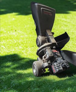 Yard Machines 10 HP Wood Chipper Shredder
