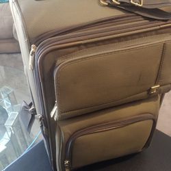 DVF Samantha Brown Series Luggage Suitcase - So Much Storage 
