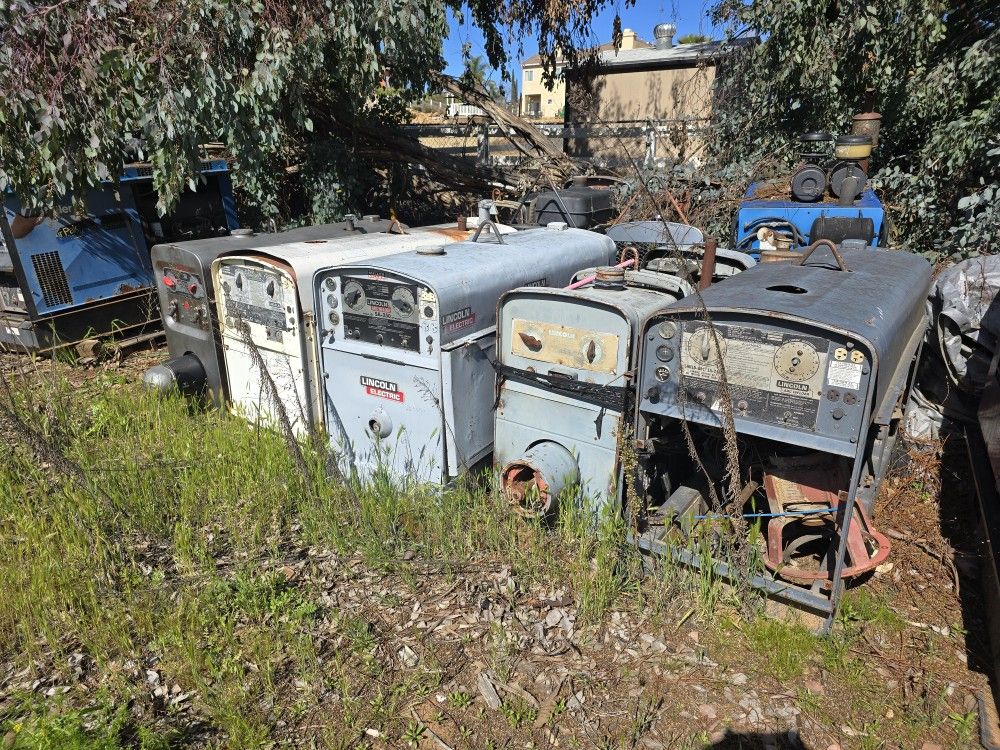 35 Pipeliner Welders For Sale Lincoln SA 200 SA 250 Classic 3 Short Hood
