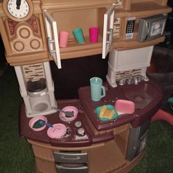 Deluxe r Kitchen W Food And Pans