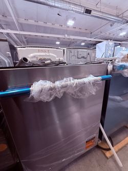 Stainless Steel Built-In Dishwasher