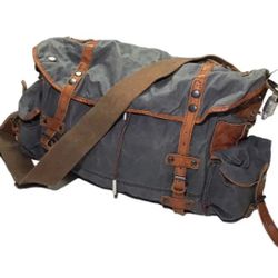 🎒 Jeansmith Tough Military Sling – Your Signature Piece of Everyday Grit 🧭