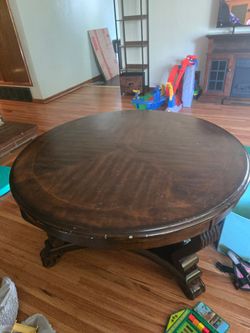 Living Room Table - Free