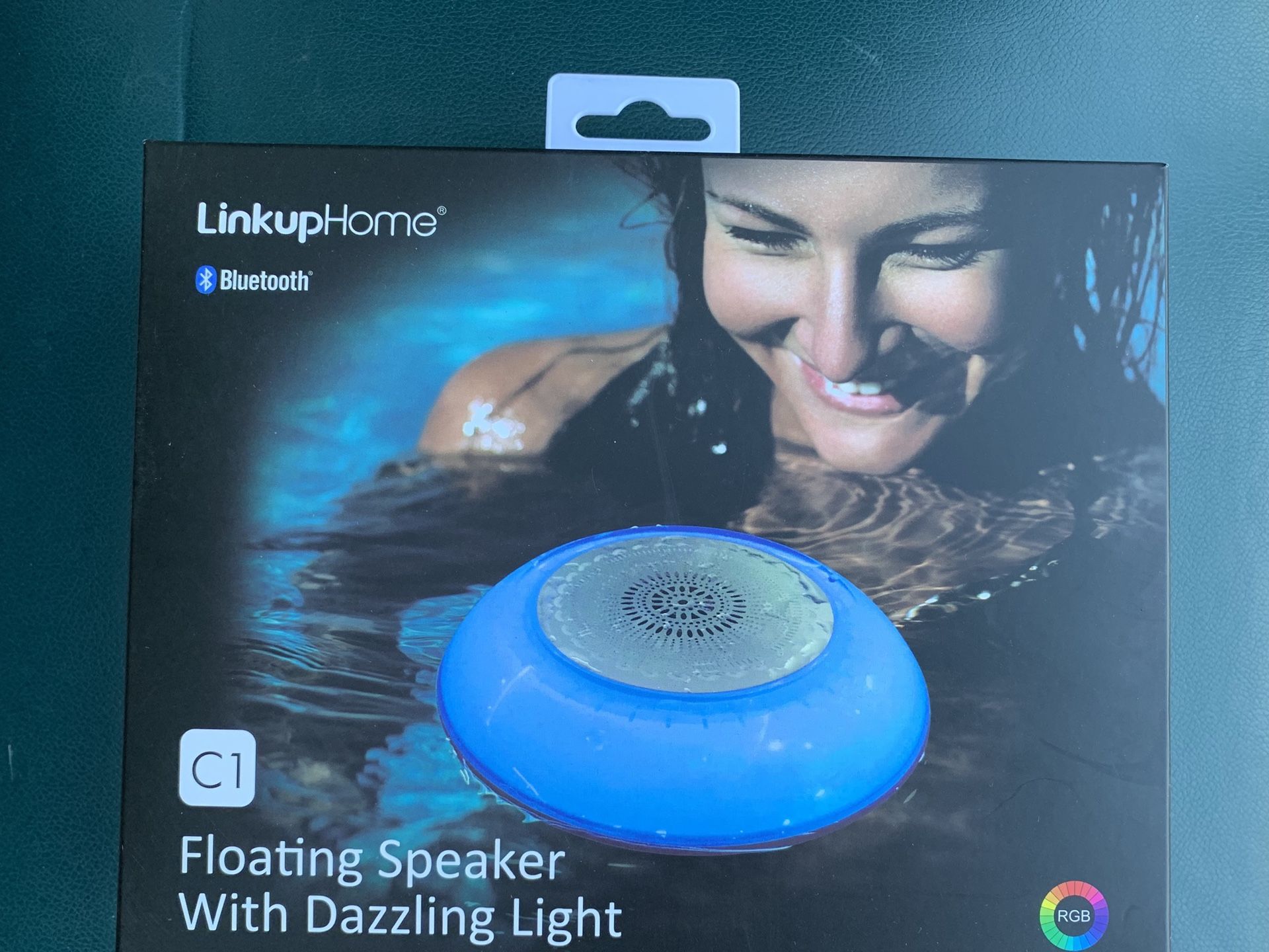 Floating Bluetooth speaker with changing LED light