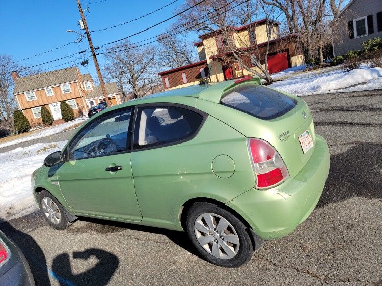 2009 Hyundai Accent