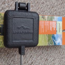 Adventuridge Cast Iron Sandwich/Pie Maker
