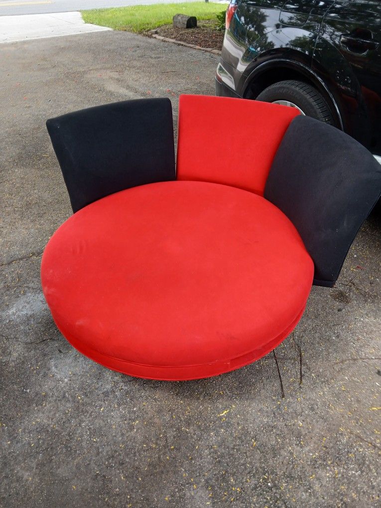 Couch Red AND Black