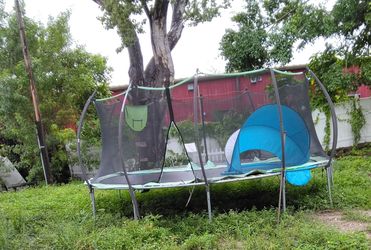 Trampoline