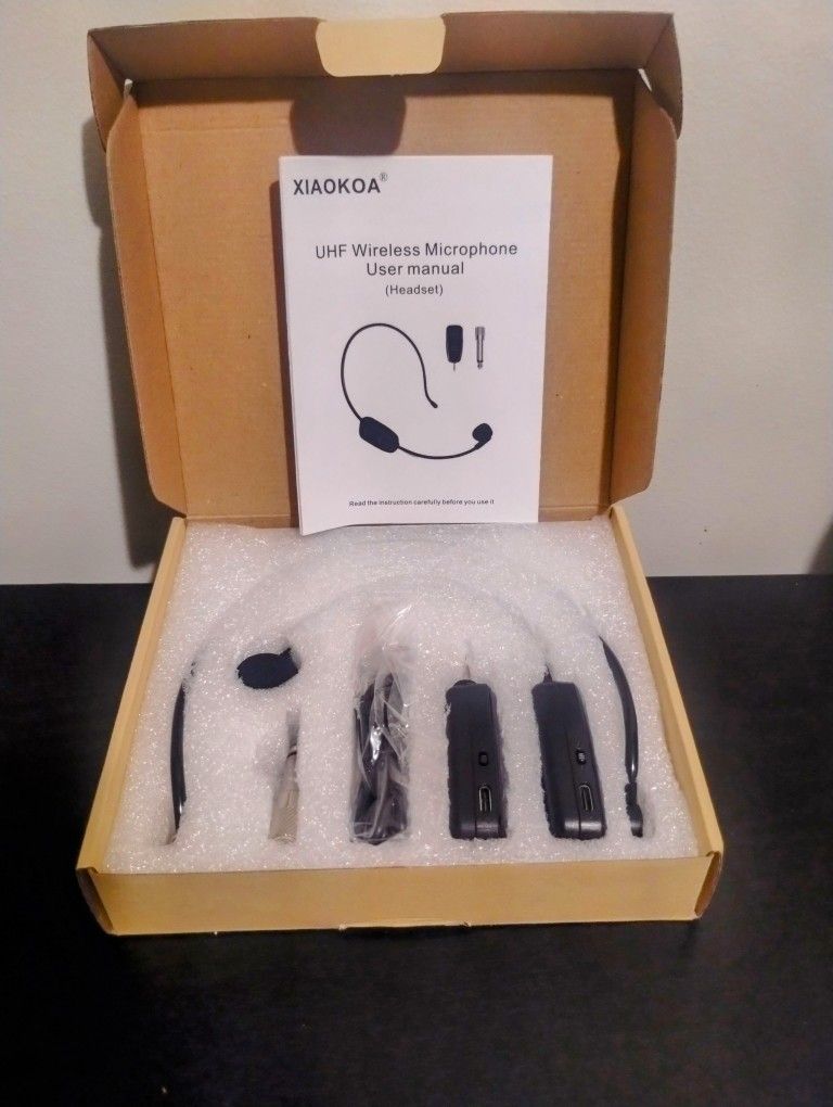 UHF Wireless Microphone Headset
