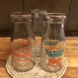 3 Rare Vintage Hages & D.M. Farms 1/2 Pint Glass Milk Bottles