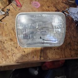Cherokee Headlight 
