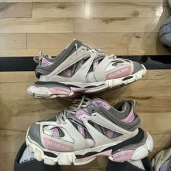 Balenciaga Tracks