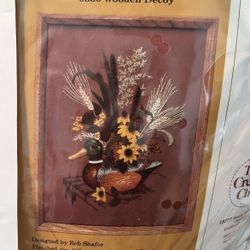 Creative Circle Embroidery Kit 330 Wooden Decoy 12"x16" Bob Shafor 1983