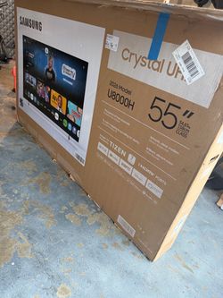 Fairly used Samsung 55" Crystal UHD Smart TV U8000H
