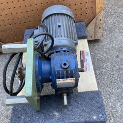 220v 3P Gear Drive See Pics For Plates